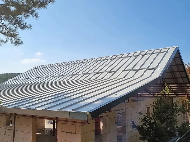 Gazbeton yapı üzerine metal panel çatı uygulaması